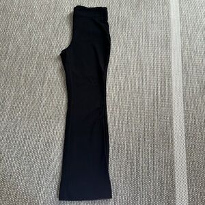 Vera Wang pull-on pants